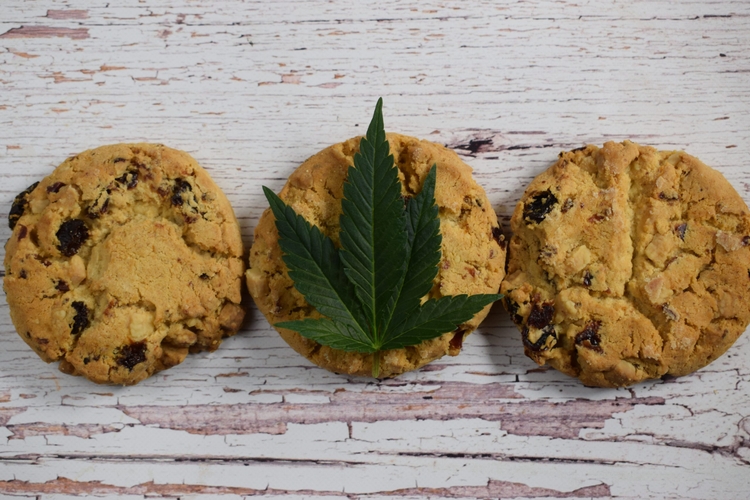 Weed Cookie Recipe: How To Make Pot Cookies